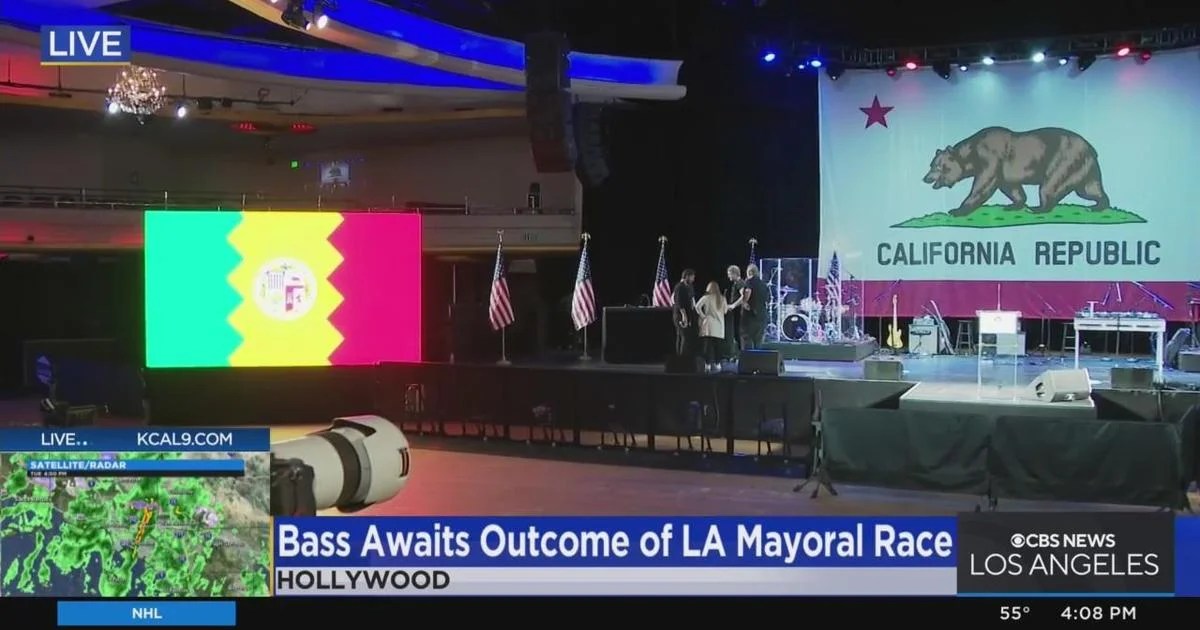 Video shows Mayor Karen Bass refuse to answer L.A. fires